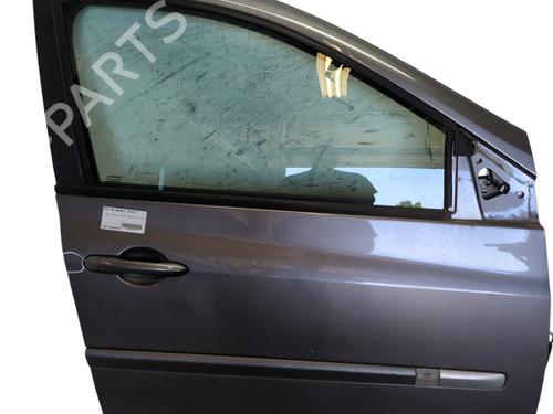 Used Right front door RENAULT CLIO III (BR0/1, CR0/1) 1.5 dCi (BR17, CR17) (86 hp) 27282059