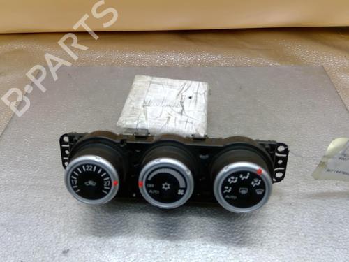 climate-control-peugeot-4007-vu_-vv_-2007-2008-2009-2010-2011-2012-2013-25068246 main image