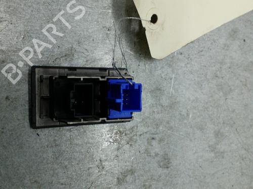 warning-switch-vw-scirocco-iii-137-138-2008-2009-2010-2011-2012-2013-2014-2015-2016-2017-2018-25104542 main image