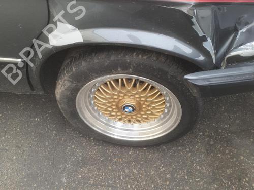 Used Parts BMW 5 (E28)  528 i  2433602