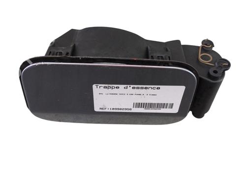 Used Fuel flap BMW 5 (E60) 520 d (150 hp) 28071302