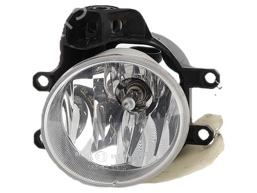 right-front-fog-light-peugeot-108-2014-34358684 main image