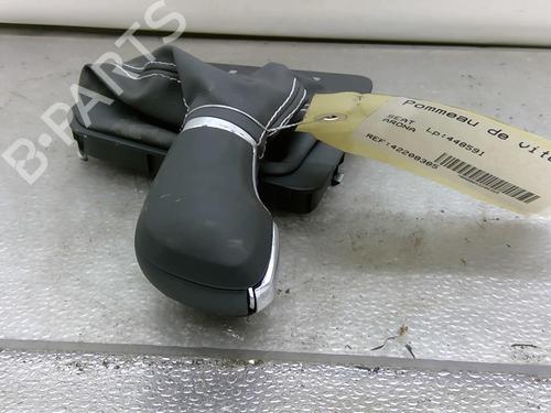 Used Shift knob Shift knob SEAT ARONA (KJ7, KJP) 1.0 TSI (95 hp) 25082676 25082676