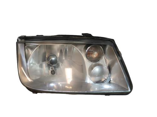 Used Right headlight Right headlight VW BORA Variant (1J6) 1.9 TDI (115 hp) 25108886 25108886