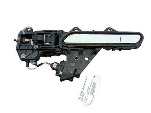 Used Front left exterior door handle RENAULT MEGANE E-TECH SUV EV40 (BNJ2) (131 hp) 25100494