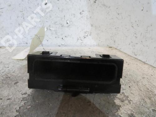 Used Display monitor Display monitor RENAULT MEGANE II (BM0/1_, CM0/1_) [2001-2012] 10604589 10604589