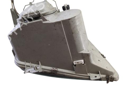 Used Left headlight MERCEDES-BENZ VITO Van (W638) 110 CDI 2.2 (638.094) (102 hp) 28211669
