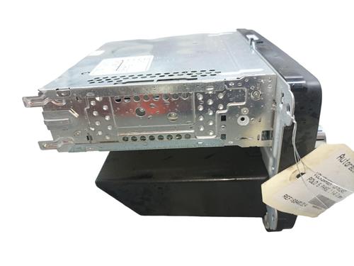 Used Radio VW POLO V (6R1, 6C1) [2009-2022]  25102951
