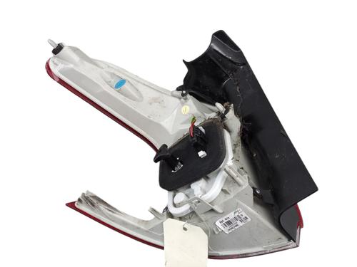 Højre baglygte PEUGEOT 2008 I (CU_) 1.2 VTi (82 hp) 31270444