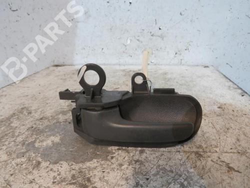 Used Front left interior door handle Front left interior door handle TOYOTA YARIS (_P1_) 1.4 D-4D (NLP10_, NLP10R) (75 hp) 10606499 10606499
