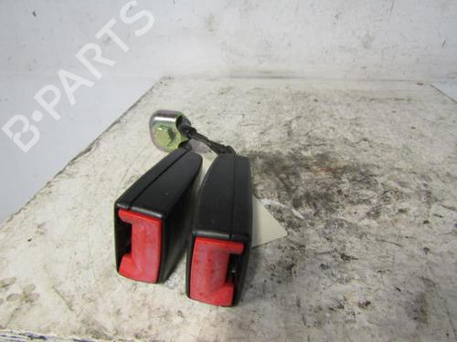 Used Seat buckle VW POLO (9N_, 9A_) 1.4 TDI (75 hp) 25083231