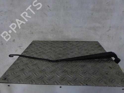 Used Front windshield wiper arm SUZUKI ALTO VII (GF, HA25_, HA35_) [2009-2025]  25091191