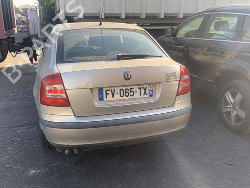 Warning switch SKODA OCTAVIA II (1Z3) 1.9 TDI | BP25089745I22  - Image 9