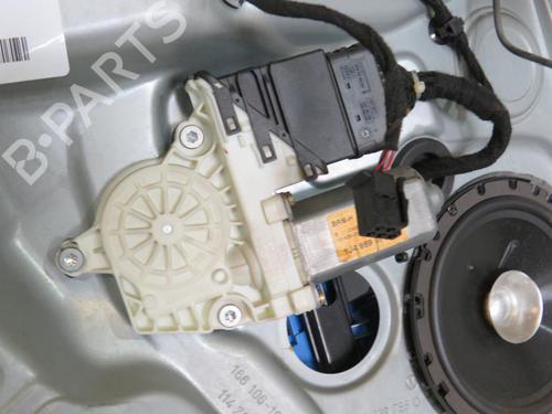 Used Rear left window mechanism Rear left window mechanism VW BORA I (1J2) 1.9 TDI (110 hp) 25112682 25112682