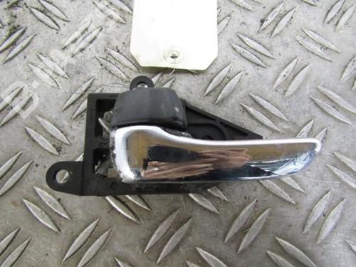 Used Front left interior door handle Front left interior door handle TOYOTA AVENSIS VERSO (_M2_) 2.0 D (CLM20_, CLM20R) (116 hp) 10589327 10589327