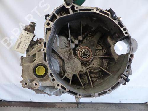 Used Gearbox NISSAN PRIMERA Hatchback (P12) 2.2 Di (126 hp) 25095586