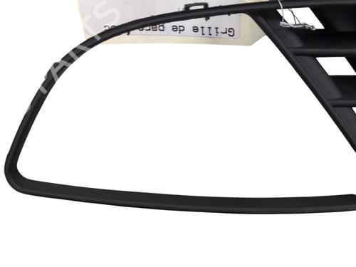 Grelha FORD FIESTA V (JH_, JD_) 1.3 (69 hp) 33184436