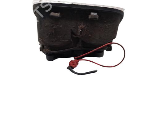 Venstre baglygte kofanger RENAULT TRAFIC II Bus (JL) 2.0 dCi 90 (JL00, JL01, JL0H, JL0M, JL0P, JL0S) | BP30487593C81 