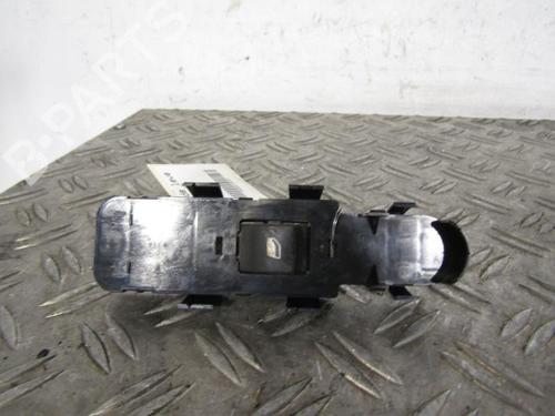 Used Right front window switch Right front window switch CITROËN C4 I (LC_) 1.6 HDi (90 hp) 25113130 25113130