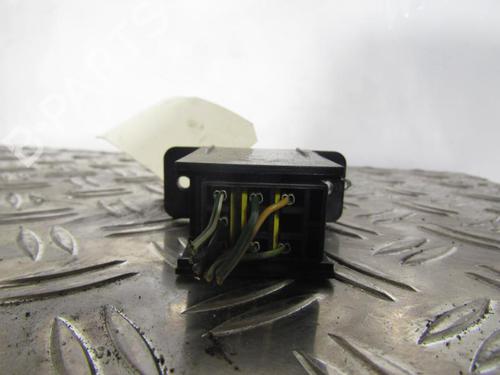Used Warning switch OPEL AGILA (A) (H00) 1.2 16V (F68) (75 hp) 25096061