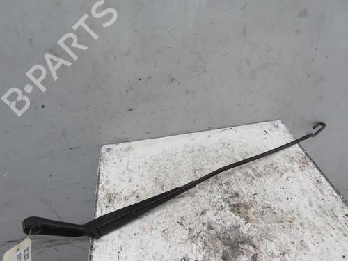 Used Front windshield wiper arm AUDI A3 (8L1) 1.9 TDI (90 hp) 25080740