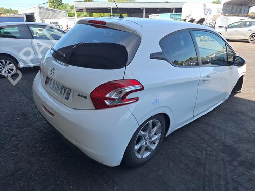 Teile für PEUGEOT 208 I (CA_, CC_) 1.2 VTI 82 4908361