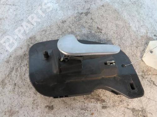 Used Front left interior door handle Front left interior door handle OPEL COMBO Box Body/MPV 1.7 CDTI 16V (101 hp) 10606601 10606601