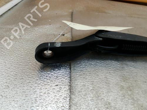 Used Front windshield wiper arm Front windshield wiper arm PEUGEOT PARTNER ORIGIN Box Body/MPV (G_) 1.6 HDi 90 (90 hp) 25093048 25093048