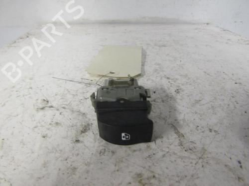 Used Right front window switch Right front window switch RENAULT SCÉNIC II (JM0/1_) 2.0 dCi (JM1K) (150 hp) 25068677 25068677