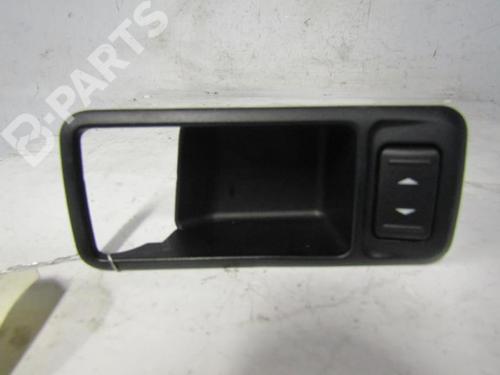 Used Right front window switch Right front window switch FORD FOCUS C-MAX (DM2) 2.0 TDCi (136 hp) 10599529 10599529