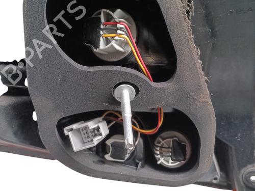Høyre baklys FORD FIESTA VI (CB1, CCN) 1.5 TDCi (75 hp) 29186234