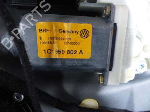 Used Front right window mechanism Front right window mechanism VW BORA I (1J2) 1.9 TDI (101 hp) 25091372 25091372