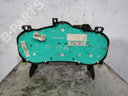 Used Instrument cluster Instrument cluster 25063577 25063577