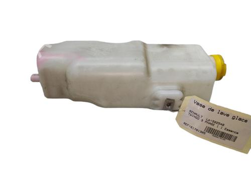 Used Windscreen washer tank RENAULT TWINGO III (BCM_, BCA_) [2014-2025]  25077198