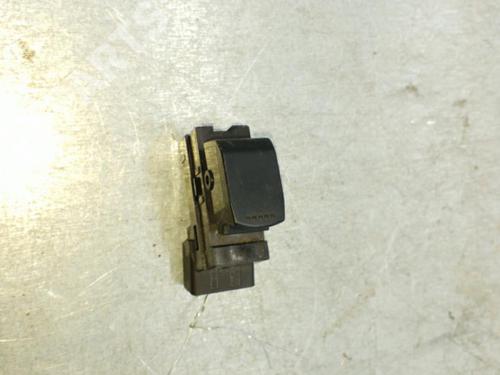 Used Left rear window switch Left rear window switch SUZUKI SX4 (EY, GY) 1.6 VVT (RW416, YA21S) (107 hp) 10574511 10574511