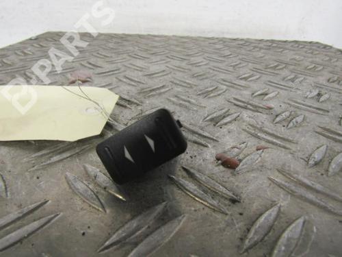 Used Right rear window switch Right rear window switch FORD MONDEO IV (BA7) 1.8 TDCi (125 hp) 10590012 10590012