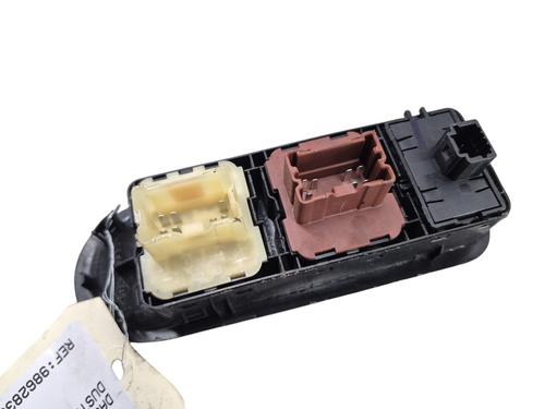 Used Left front window switch Left front window switch DACIA DUSTER (HS_) 1.2 TCe 125 (125 hp) 25098981 25098981