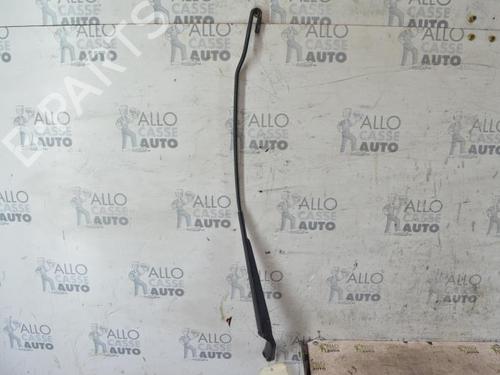Used Front windshield wiper arm VW GOLF IV (1J1) 1.9 TDI (130 hp) 25115371