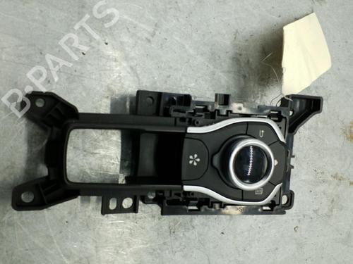 Switch RENAULT TALISMAN (LP_) 1.6 TCe 150 | BP25077854I30 