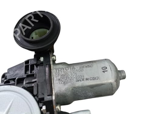 Rear left window mechanism TOYOTA YARIS (_P13_) 1.5 Hybrid (NHP130_, NHP130) | BP30113499C24