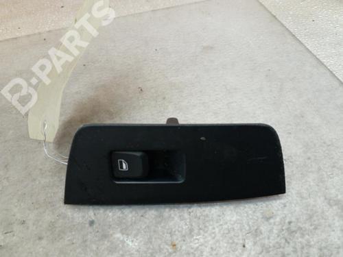 Used Right front window switch Right front window switch AUDI A1 Sportback (8XA, 8XF) 1.6 TDI (90 hp) 10576558 10576558