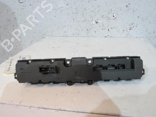 Used Warning switch Warning switch MERCEDES-BENZ C-CLASS Coupe (CL203) C 180 Kompressor (203.746) (143 hp) 25108899 25108899