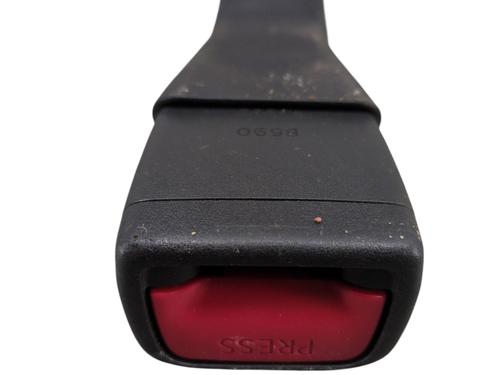 Used Seat buckle PEUGEOT 107 (PM_, PN_) 1.0 (68 hp) 31183672