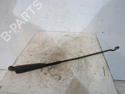 Used Front windshield wiper arm RENAULT TRAFIC Van (T_, P_, V_) 1.9 D (60 hp) 25070710