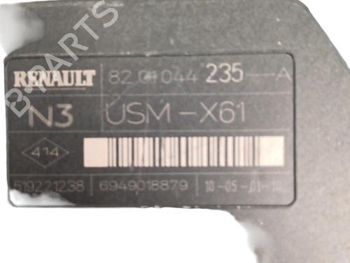 Used Fuse box Fuse box RENAULT KANGOO BE BOP (KW0/1_) [2009-2026] 34044480 34044480