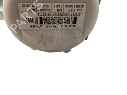 rear-right-seatbelt-fiat-500l-351_-352_-2012-28276988 main image