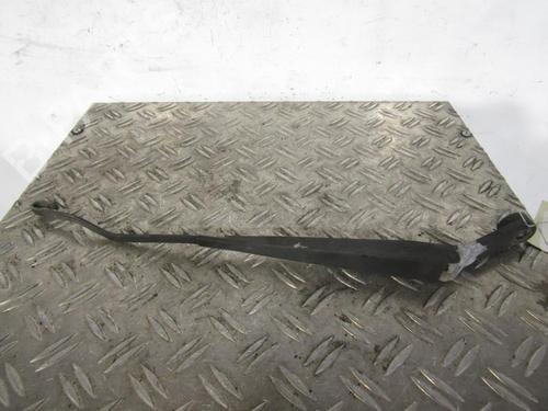 Used Front windshield wiper arm SUZUKI GRAND VITARA I (FT, HT) [1998-2008]  25113340