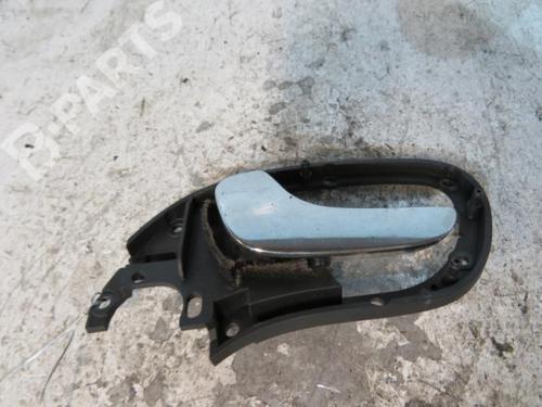 Used Rear left interior door handle Rear left interior door handle SEAT LEON (1M1) 1.9 TDI (110 hp) 10607102 10607102