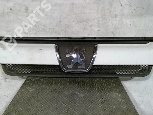 Used Front grille Front grille PEUGEOT BOXER Van (244) 2.0 (110 hp) 10582119 10582119