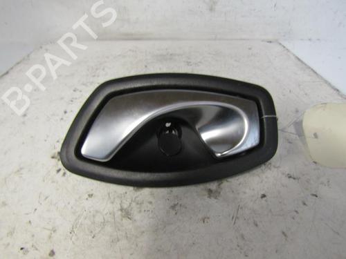 Venstre bagtil invendig håndtag RENAULT MEGANE III Hatchback (BZ0/1_, B3_) 1.5 dCi (BZ09, BZ0D, BZ1W, BZ29, BZ14) (110 hp) 25083373